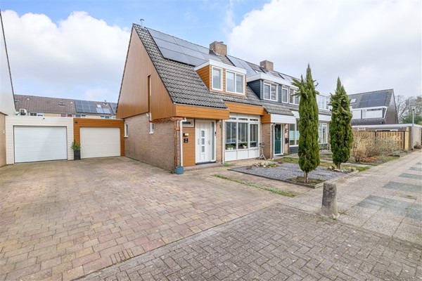 Te koop: INSTAPKLARE Hoekwoning met Garage, gelegen in Sorghvliet de Provinciënbuurt !